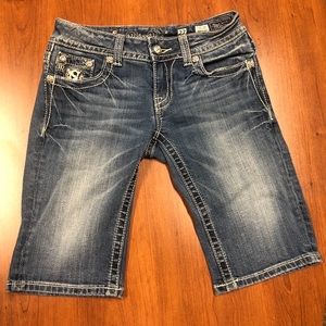 Miss Me Bermuda shorts